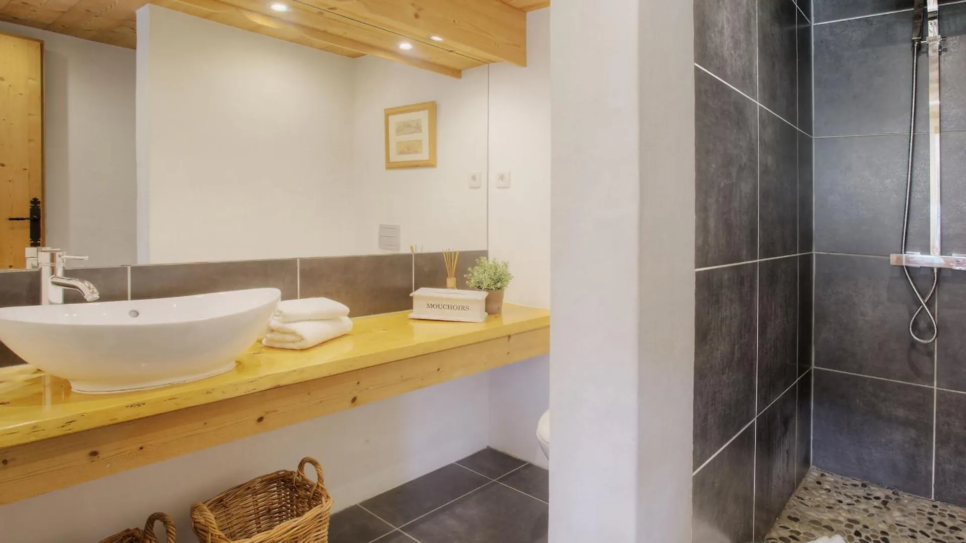 Chalet 5* 15 Pers. Avec Spa Au Pied Des Pistes A La Clusaz - Fr-1-304-308 0*,